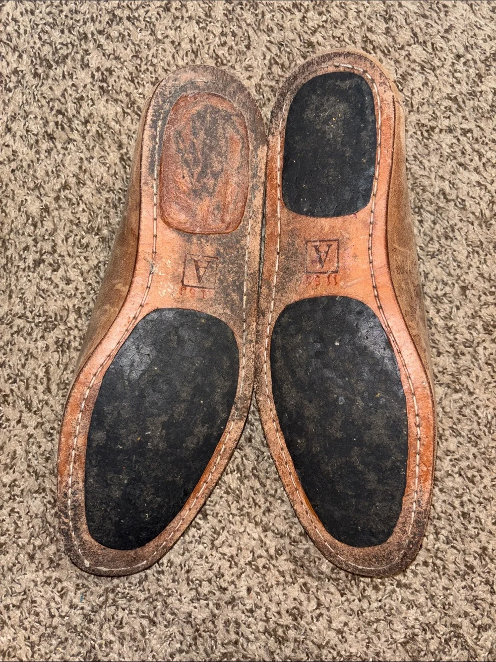 Adelante Shoe Co. The Tomás Men's Brown Leather Slip-On Loafers Size 11.5